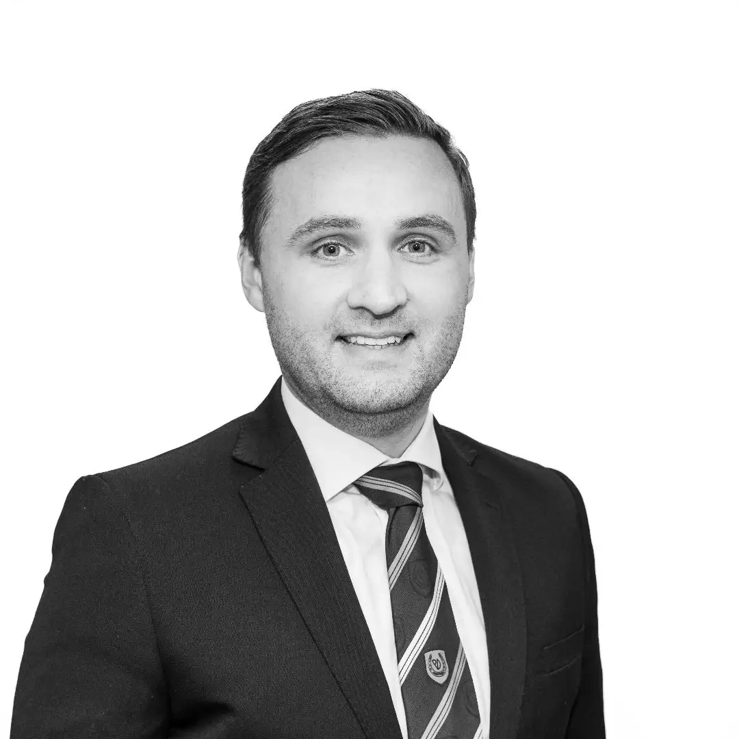 Robert-3438-HiRes-zww